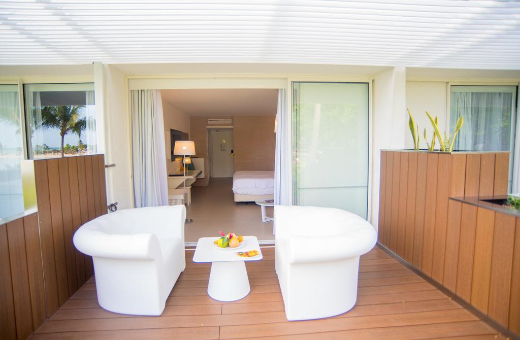 Chambre avec 2 Lits Doubles et Terrasse Côté Plage - Vue sur Mer